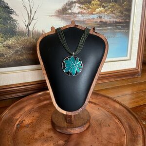 Elegant Turquoise Pendant Necklace